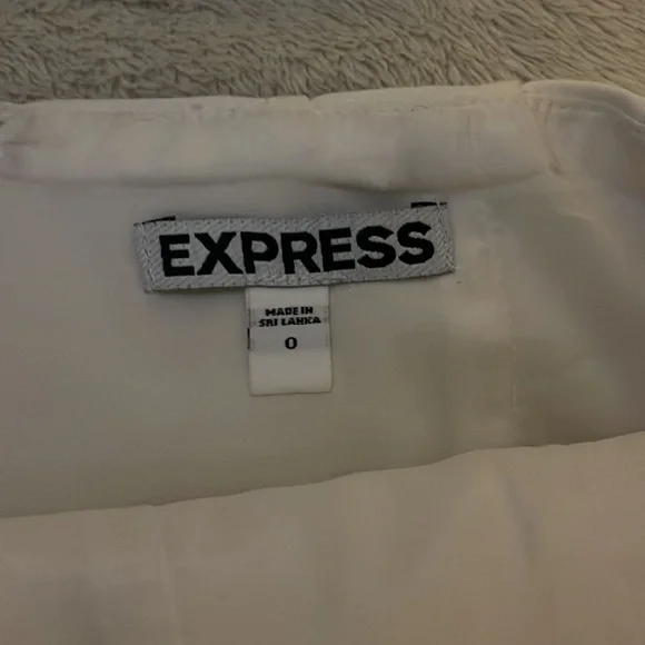 Express - Picture 2 of 2